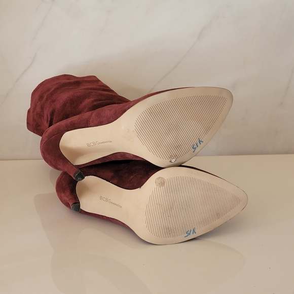 BCBGeneration Suede Stiletto heeled Burgundy booties Almond Toe Size 7 - Picture 8 of 10